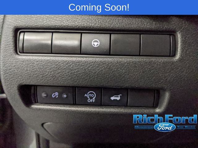 Used 2024 Nissan Rogue SL AWD/4WD image 14