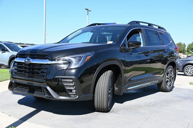 New 2025 Subaru Ascent Limited image 7