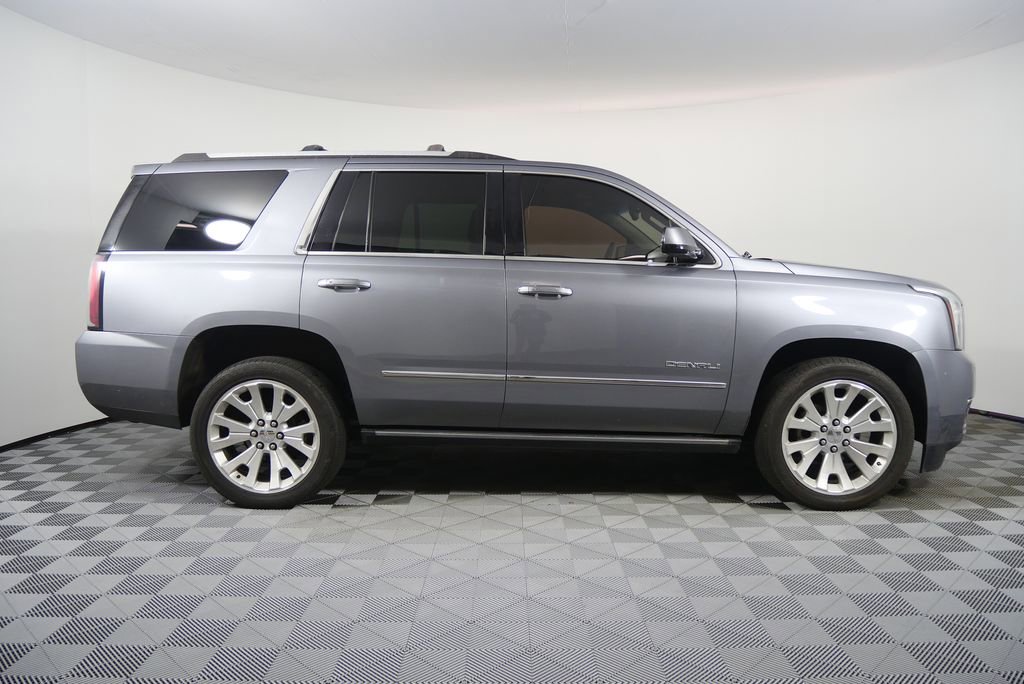 Used 2018 GMC Yukon Denali image 2