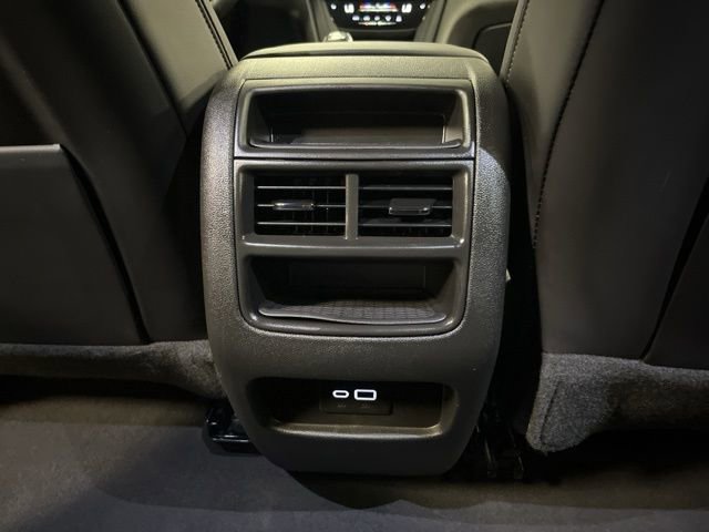 Certified 2025 Cadillac XT5 Premium Luxury image 29