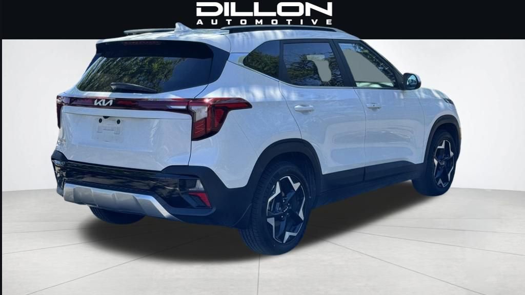 Used 2024 Kia Seltos EX FWD image 4