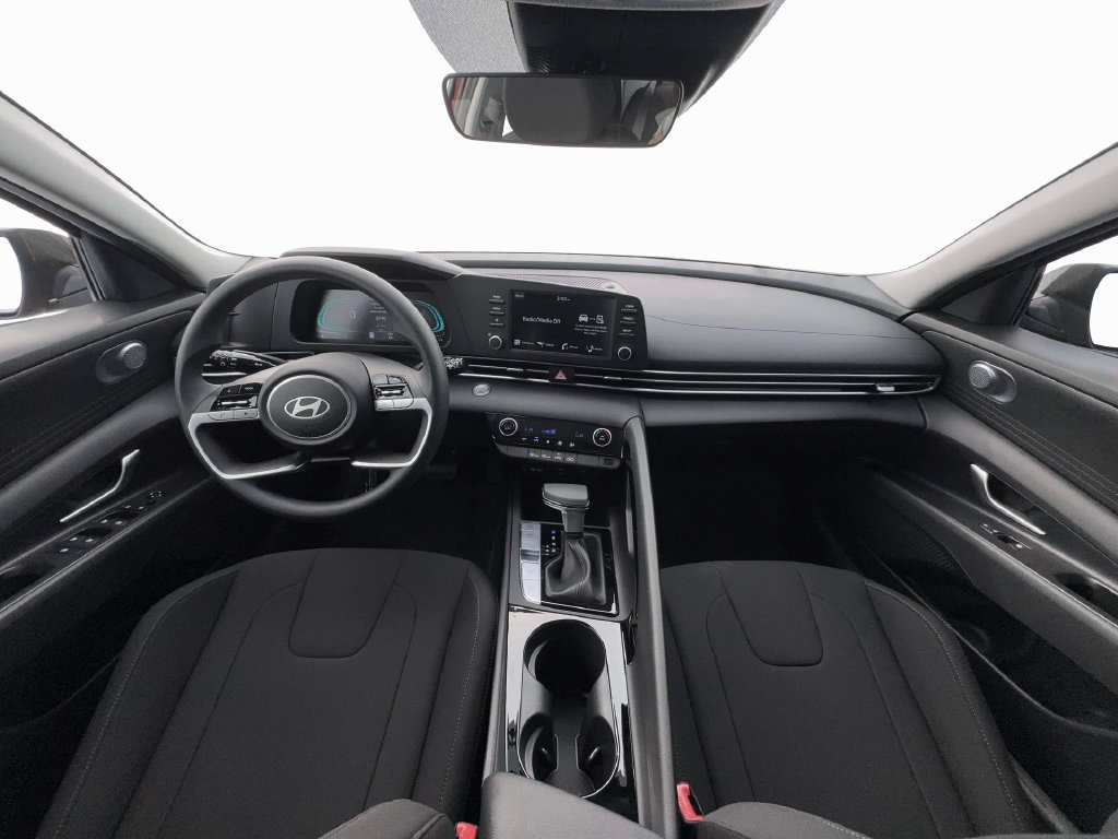 New 2026 Hyundai Elantra Hybrid FWD image 13