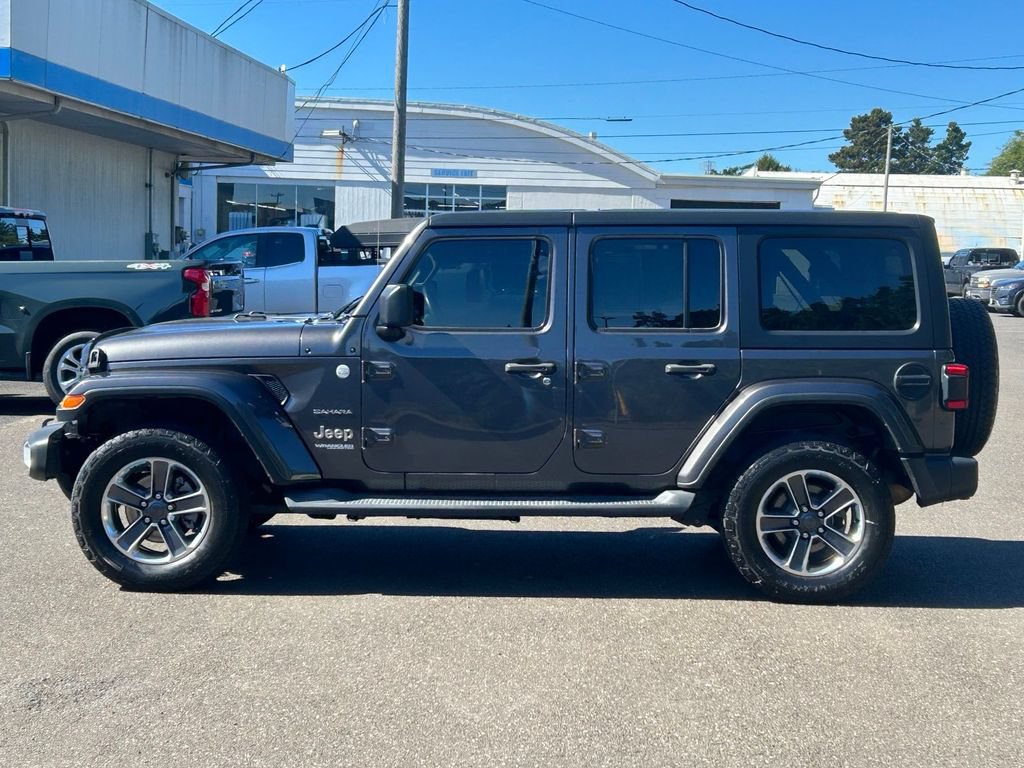 Used 2019 Jeep Wrangler Unlimited Sahara AWD/4WD image 8