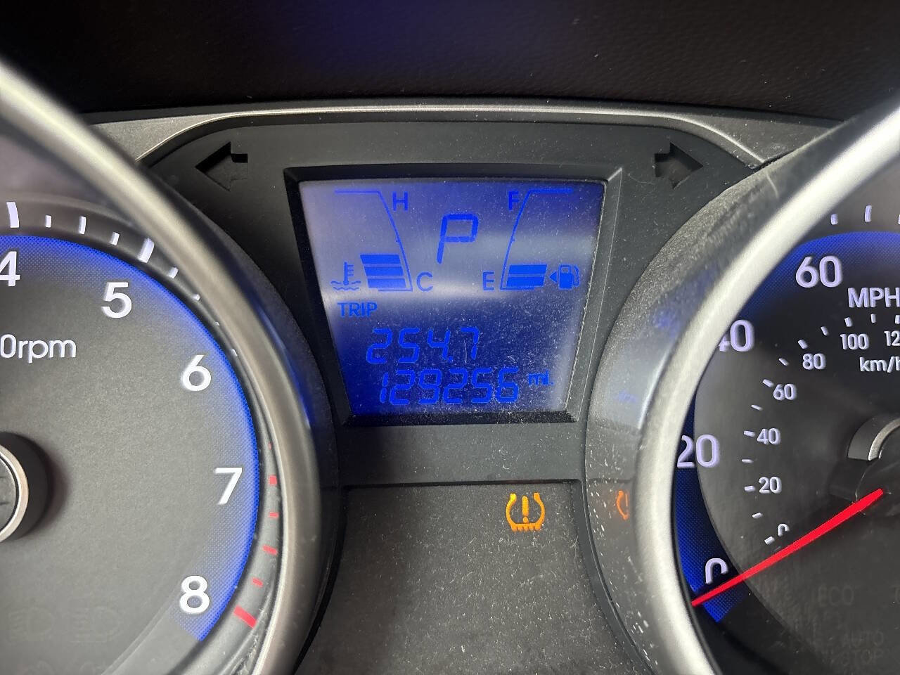 Used 2011 Hyundai Tucson Limited w/ Premium Pkg 3 AWD/4WD image 28