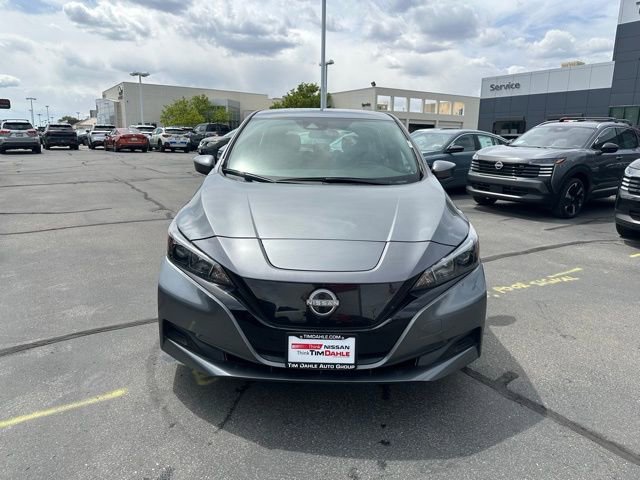 Used 2024 Nissan Leaf S FWD image 3