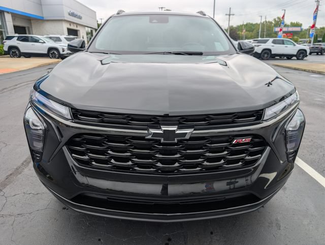 Used 2024 Chevrolet Trax RS w/ Sunroof Package FWD image 8