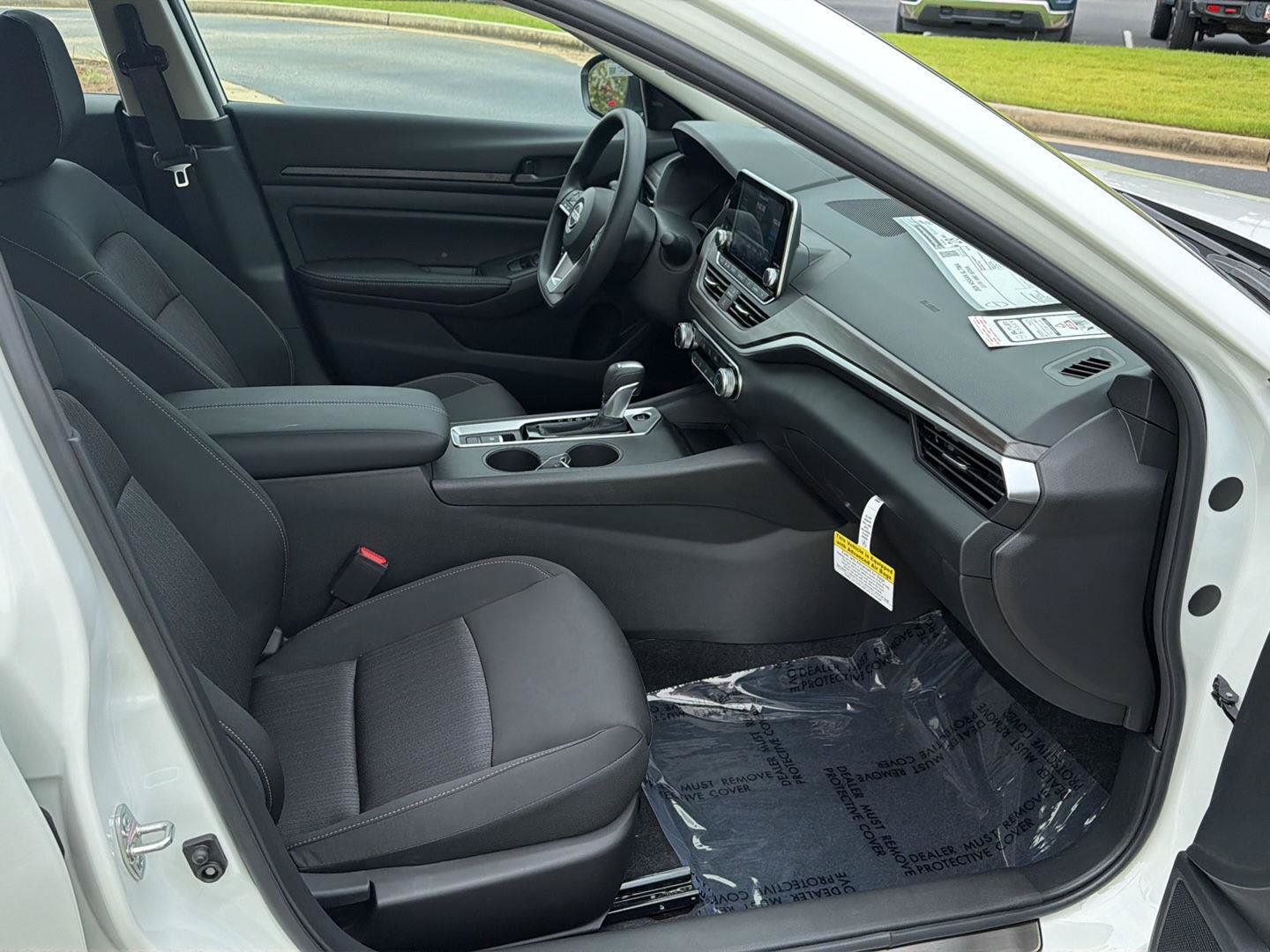 New 2026 Nissan Altima 2.5 SV AWD/4WD image 14
