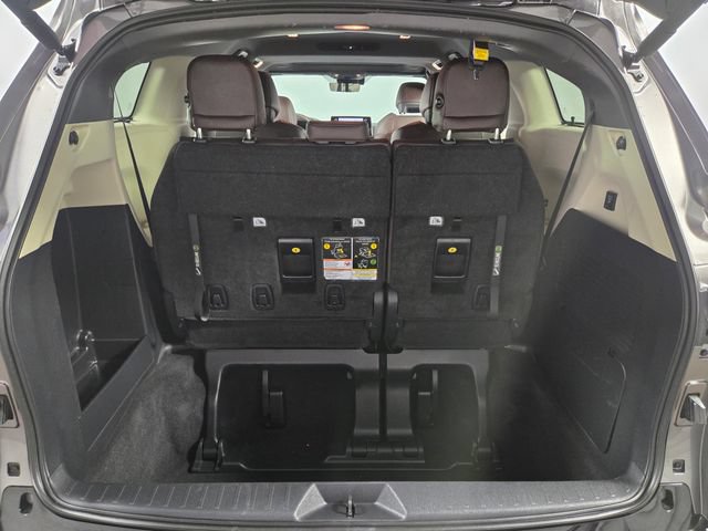 Used 2024 Toyota Sienna Platinum AWD/4WD image 29