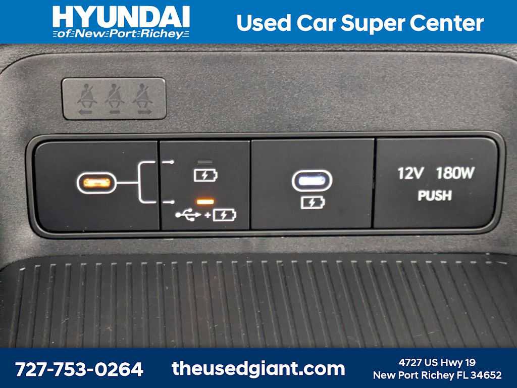 Used 2024 Hyundai Kona SE image 23