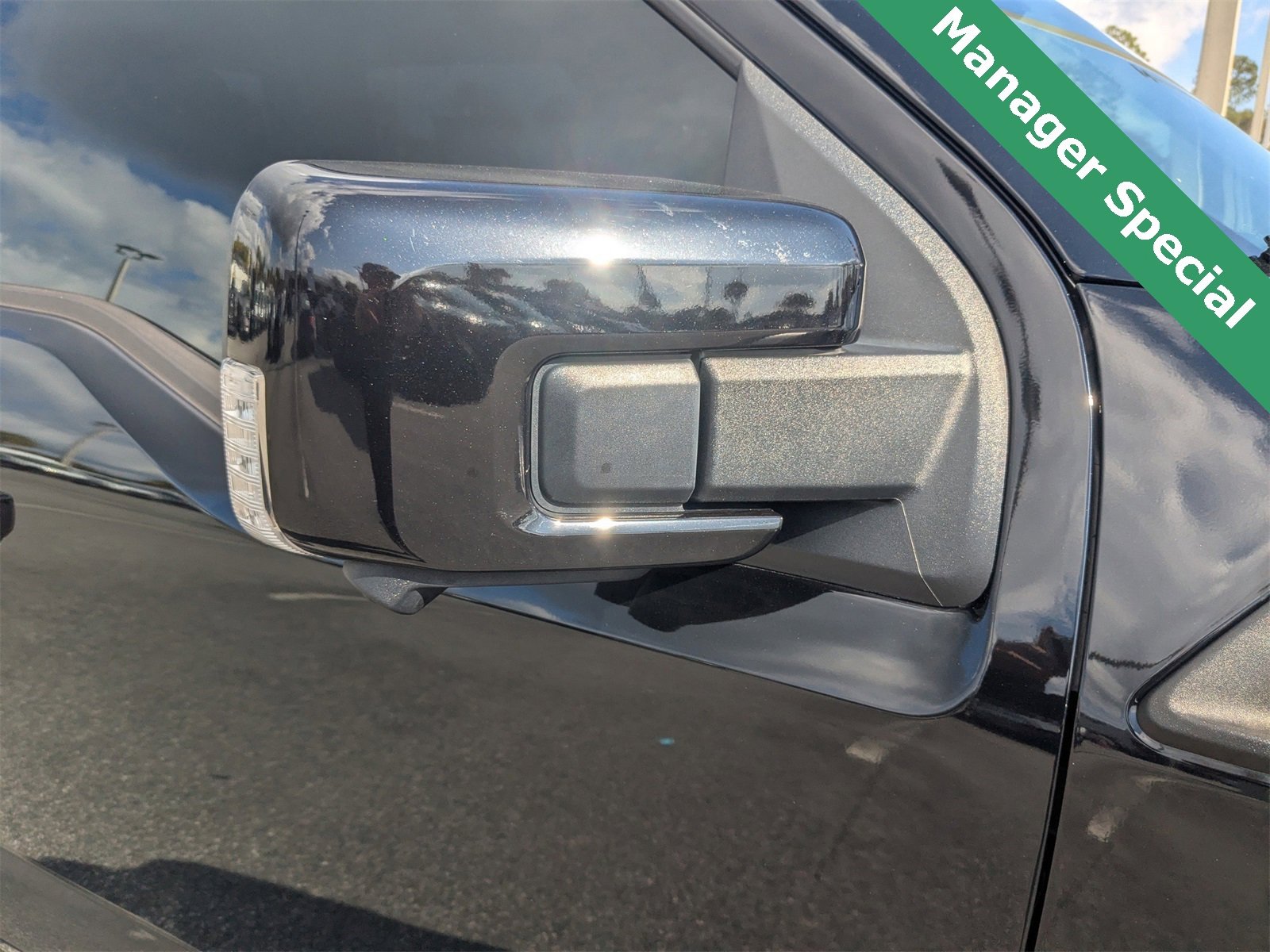 Used 2023 Ford F150 Raptor image 12