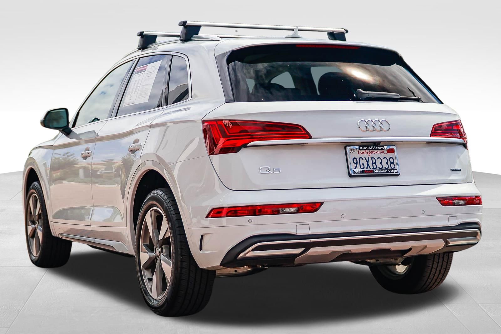 Used 2023 Audi Q5 Premium w/ Convenience Package AWD/4WD image 4
