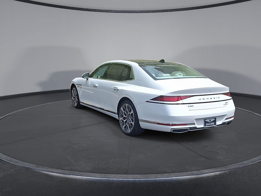 Used 2025 Genesis G90 3.5T AWD/4WD image 2