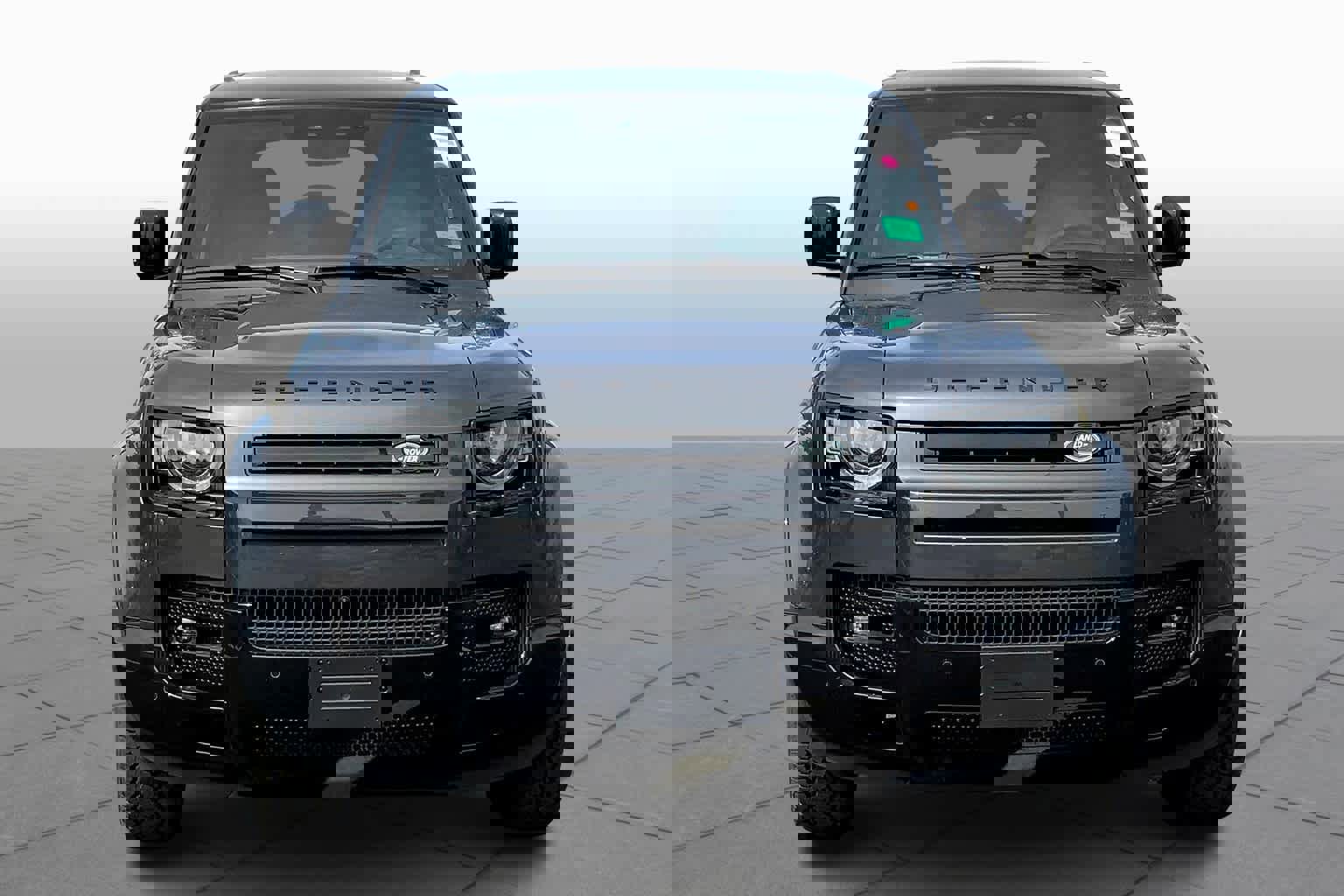 Used 2025 Land Rover Defender 110 X-Dynamic SE image 2