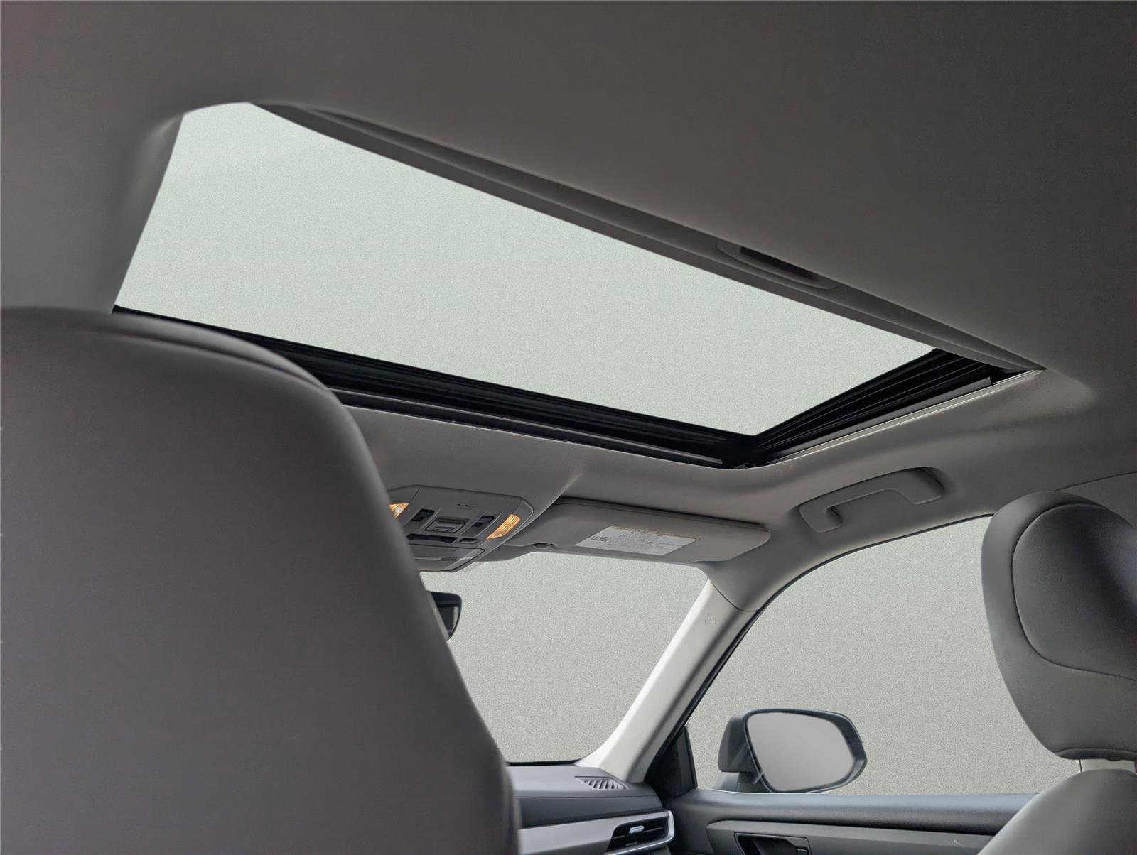 Used 2022 Toyota Highlander XLE image 29