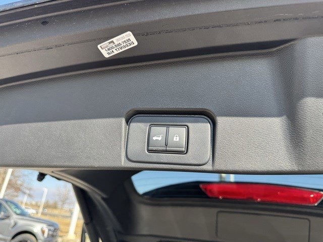 Used 2024 Nissan Rogue SL w/ SL Premium Package image 31