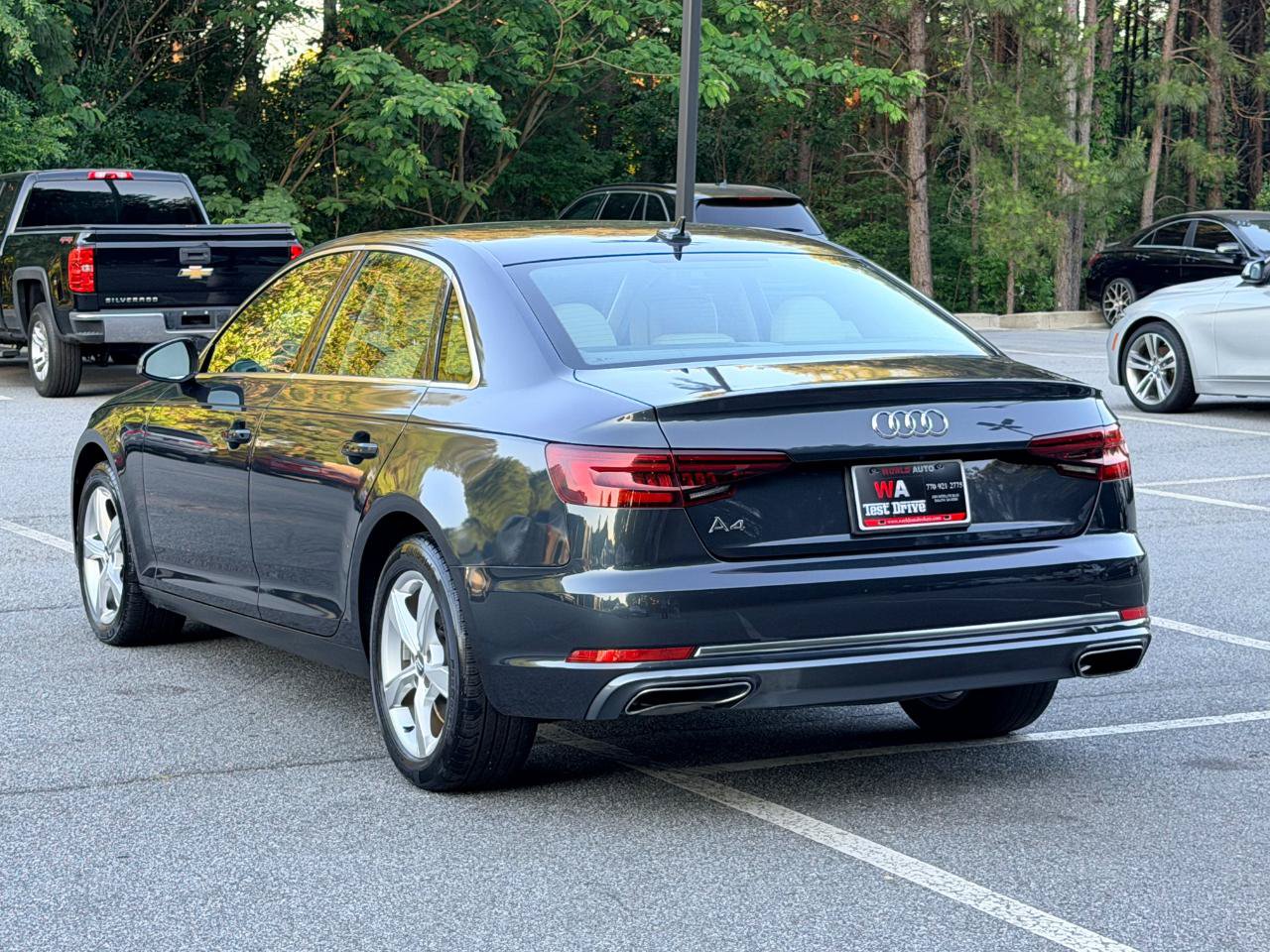 Used 2019 Audi A4 2.0T Premium FWD image 6