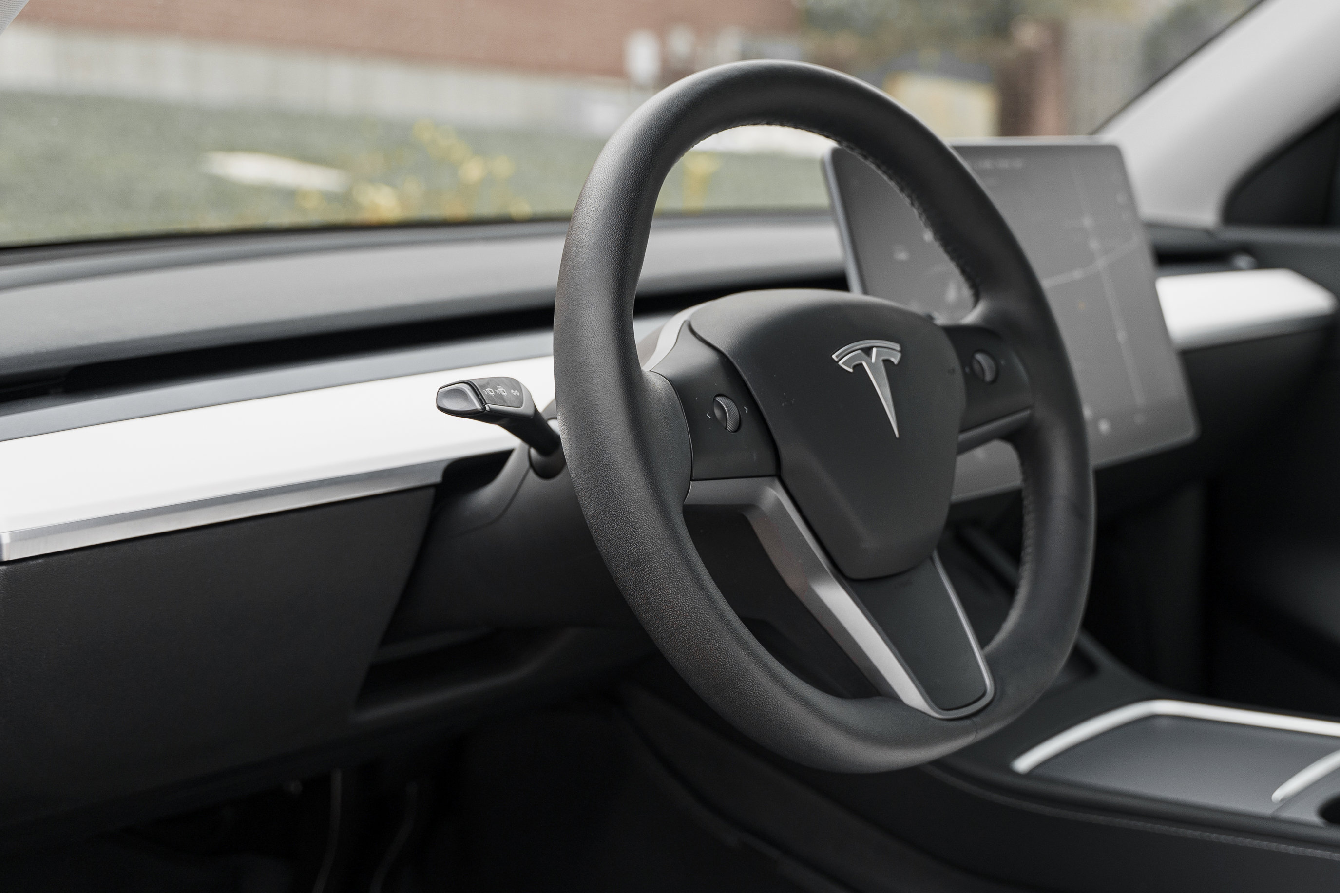 Used 2022 Tesla Model Y Long Range image 9