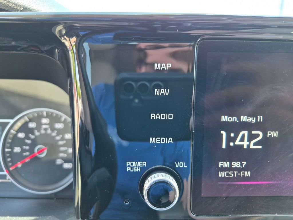 Used 2022 Kia Sorento SX AWD/4WD image 23