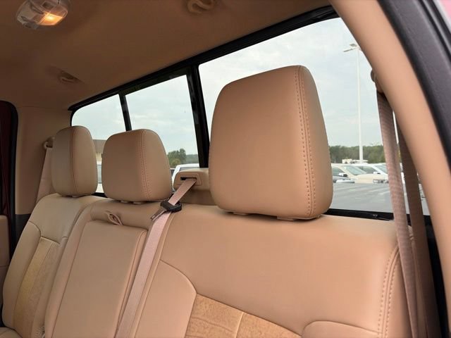 Used 2011 Ford F350 Lariat w/ Lariat Ultimate Pkg AWD/4WD image 43
