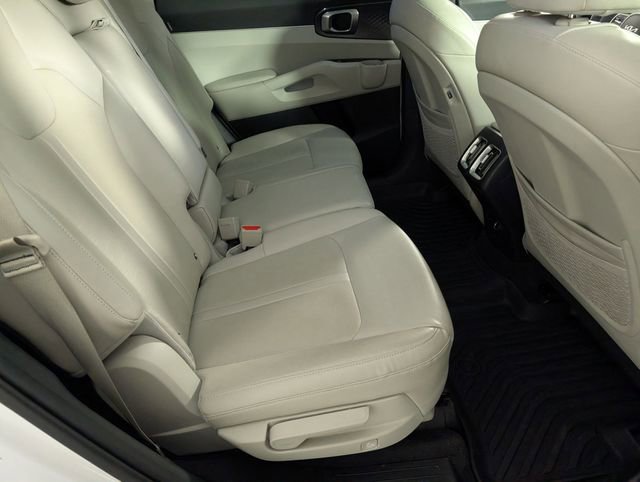 Used 2025 Kia Sorento S w/ Panoramic Sunroof Package image 31