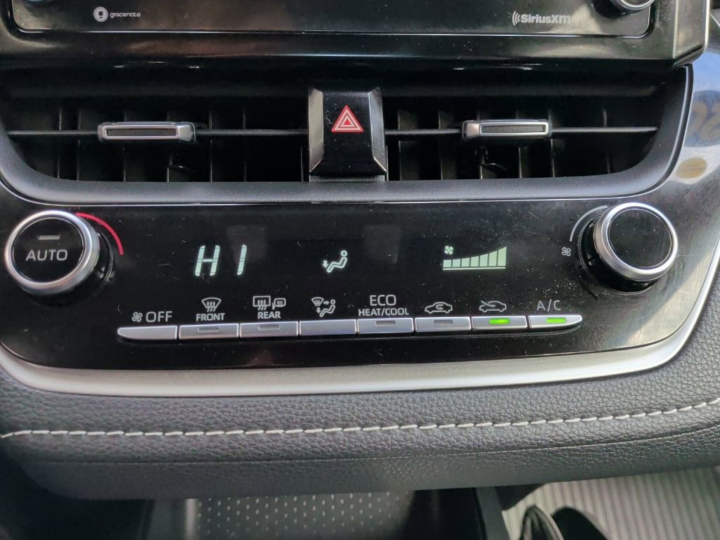 Used 2020 Toyota Corolla SE image 20