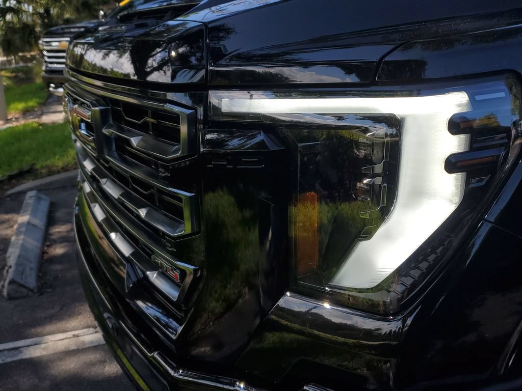 Certified 2024 GMC Sierra 2500 AT4 w/ AT4 Premium Plus Package AWD/4WD image 10
