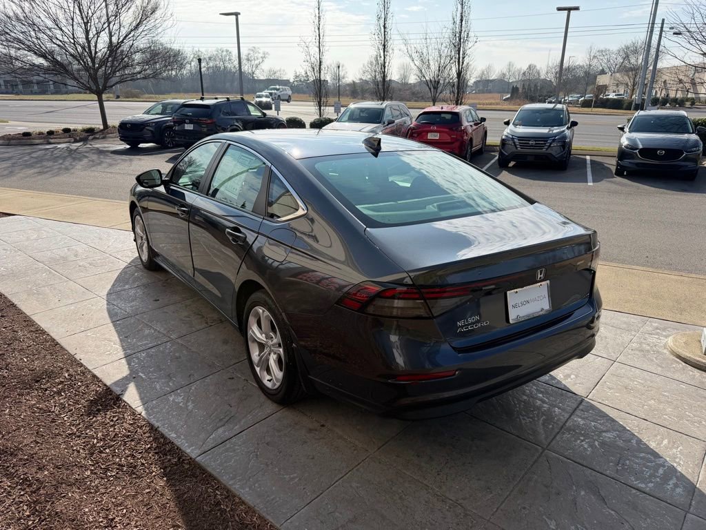 Used 2023 Honda Accord LX image 5