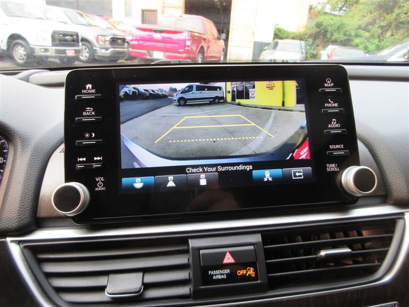 Used 2021 Honda Accord Touring image 28
