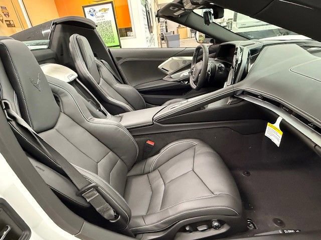 New 2026 Chevrolet Corvette Stingray Preferred Conv w/ Battery Protection Package image 16