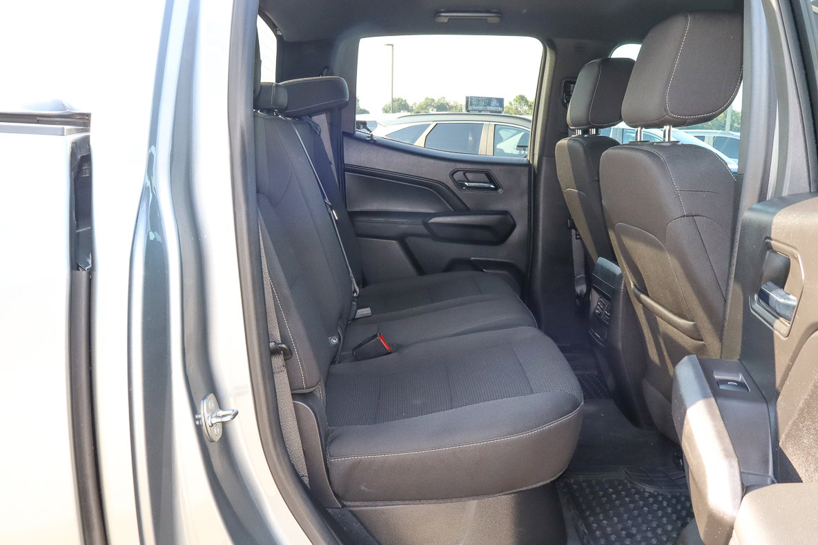 Used 2023 Chevrolet Colorado LT w/ LT Convenience Package II image 33