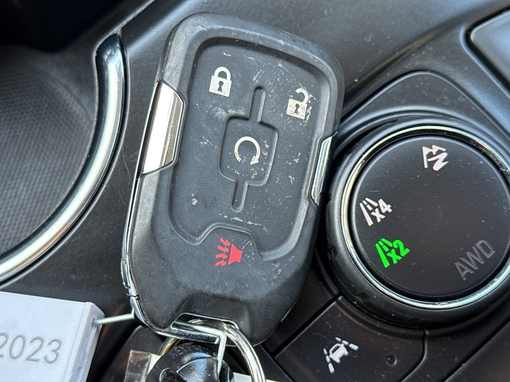 Used 2023 GMC Terrain SLE w/ Driver Convenience Package image 37