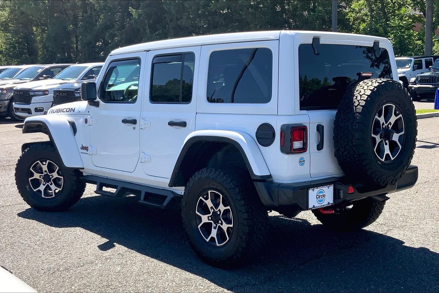 Used 2023 Jeep Wrangler Unlimited Rubicon AWD/4WD image 10