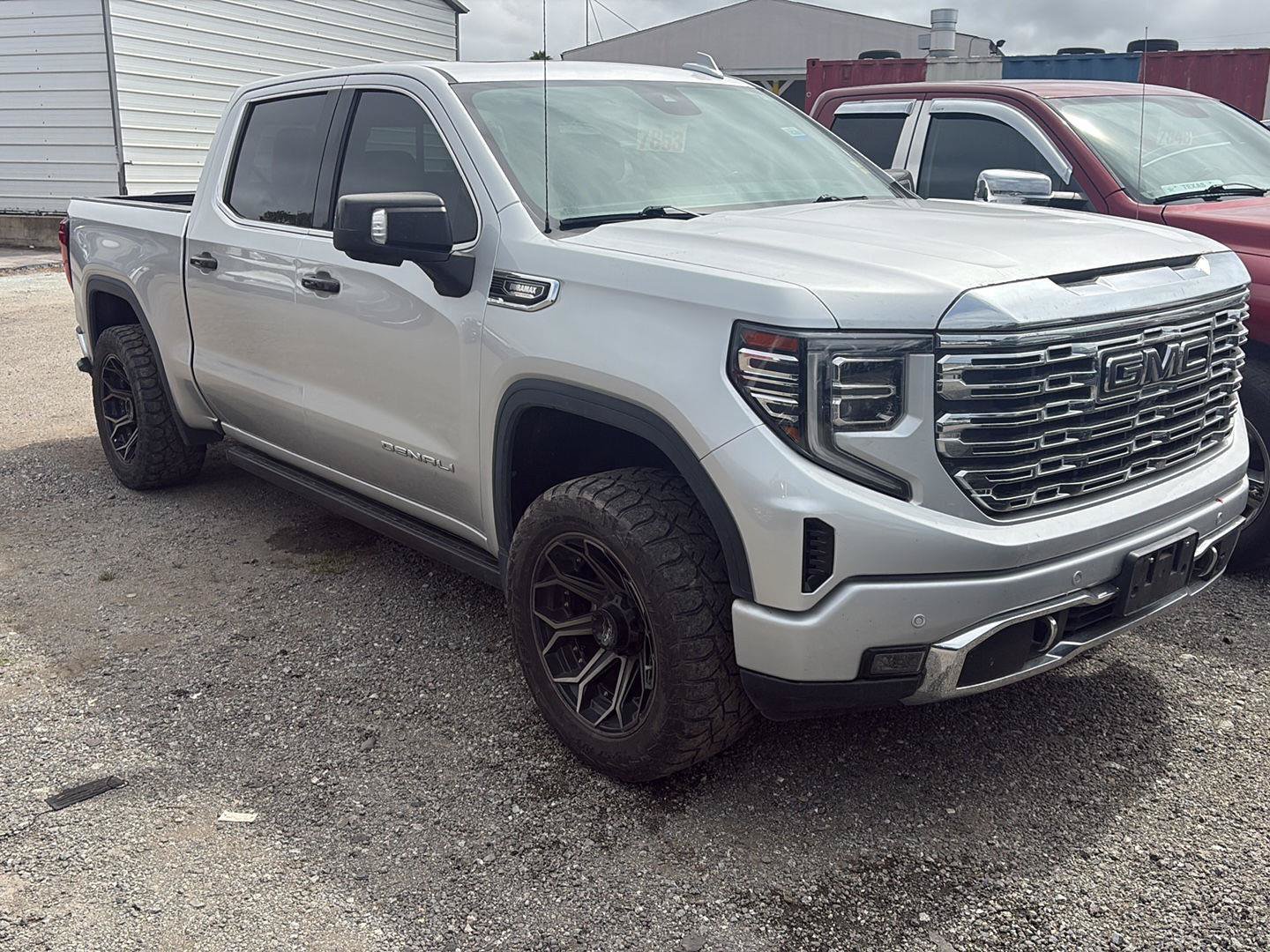 Used 2022 GMC Sierra 1500 Denali AWD/4WD image 1