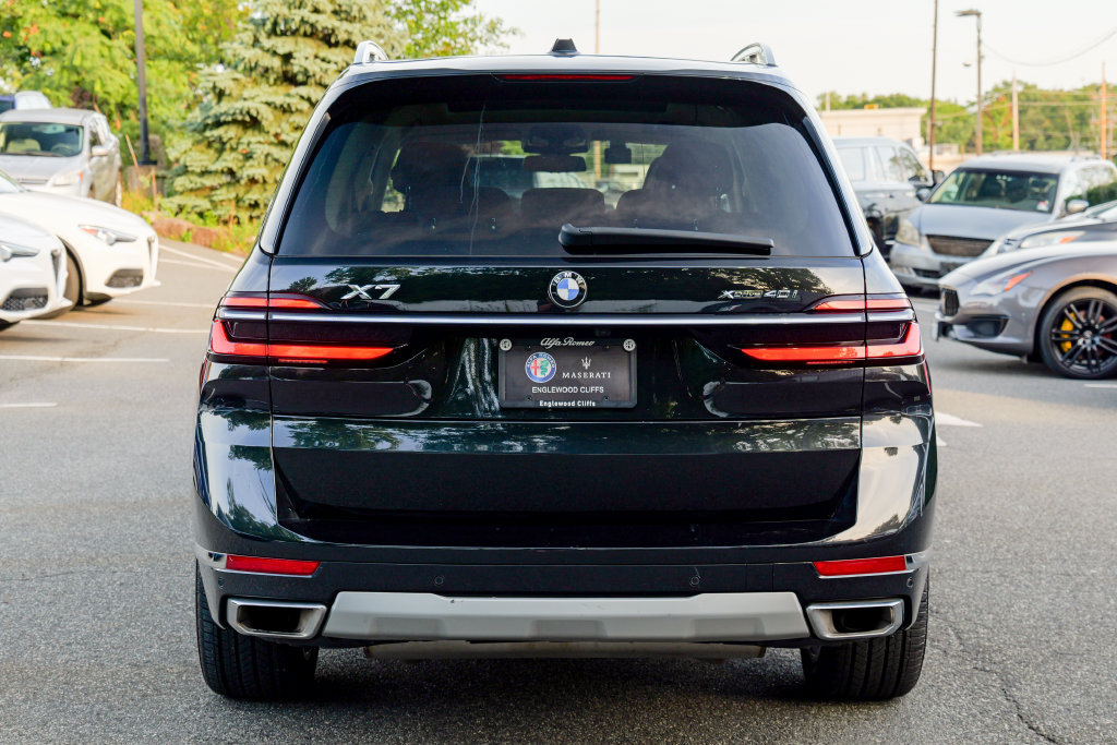Used 2024 BMW X7 xDrive40i w/ Executive Package AWD/4WD image 6