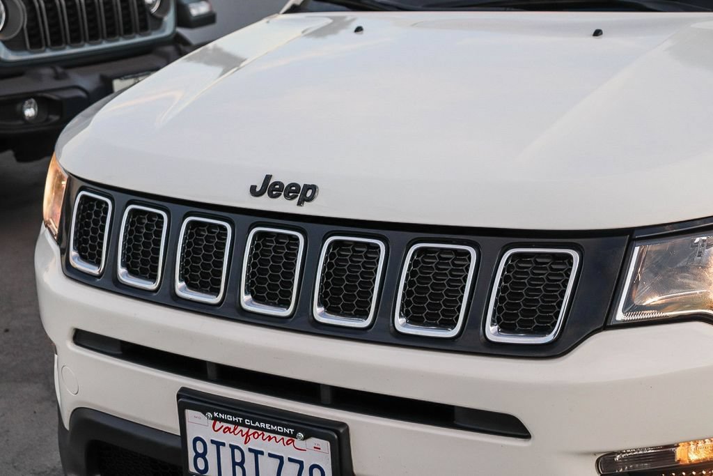 Used 2020 Jeep Compass Latitude w/ Popular Equipment Group FWD image 6