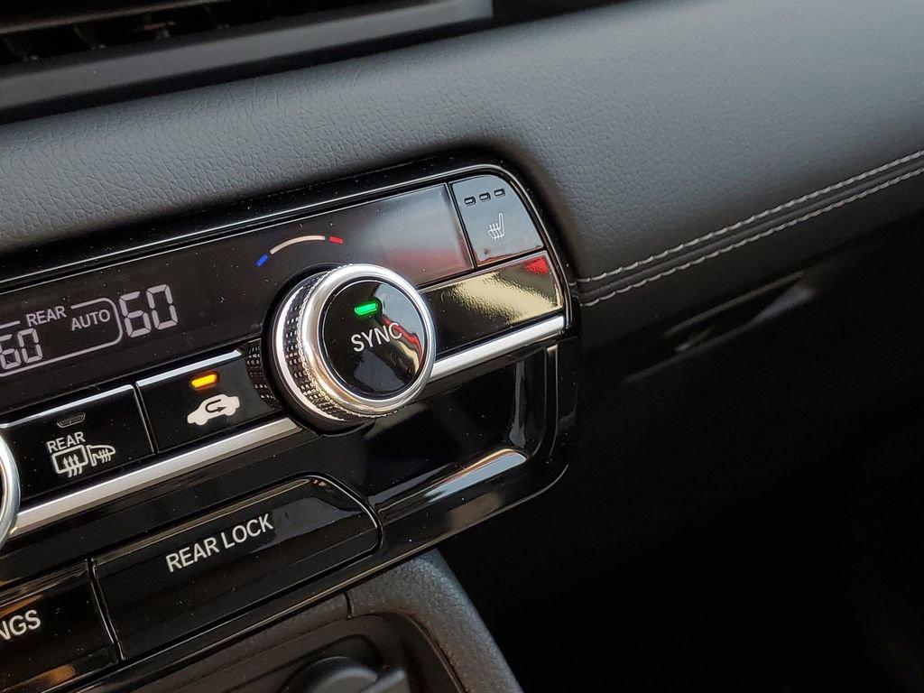 New 2026 Honda Pilot Touring image 26