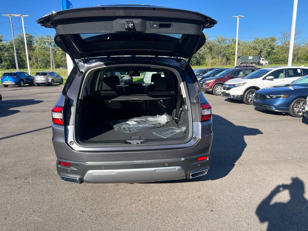 New 2026 Honda Pilot Touring image 12