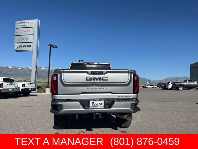 Used 2024 GMC Sierra 3500 Denali Ultimate AWD/4WD image 5
