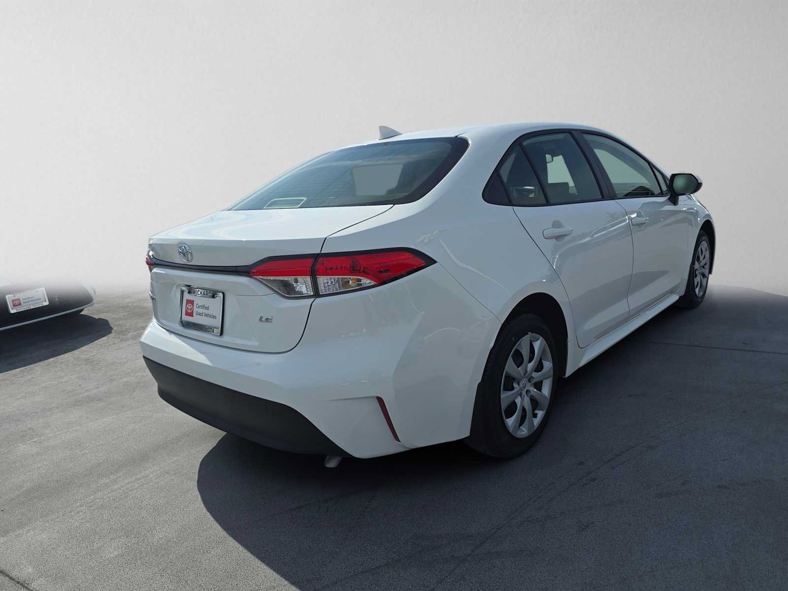 Used 2026 Toyota Corolla LE FWD image 3