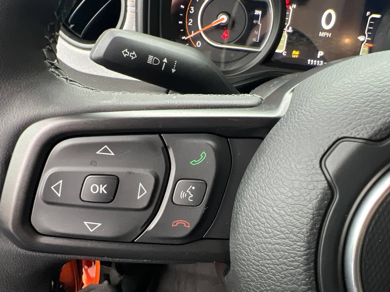 Used 2025 Jeep Wrangler Sport AWD/4WD image 27
