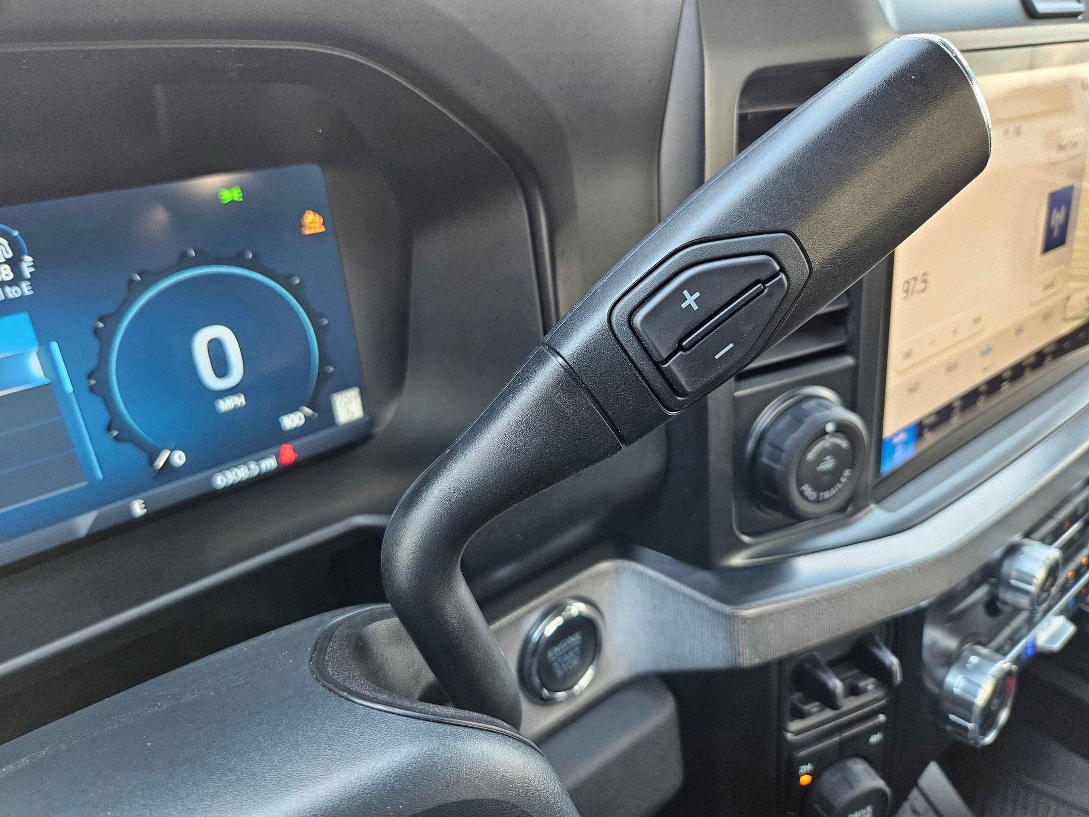 Used 2025 Ford F450 Platinum image 26