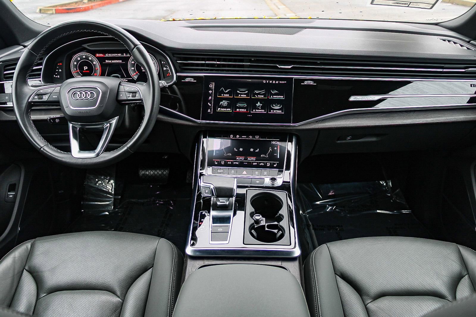 Used 2021 Audi Q8 Premium Plus w/ Premium Plus Package image 12