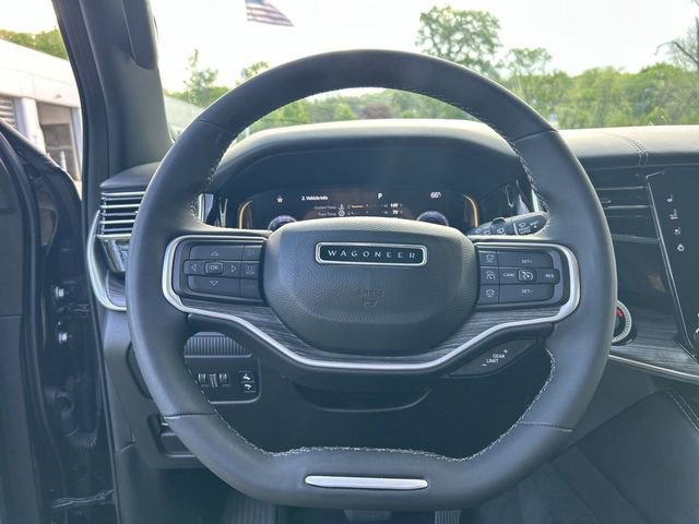 Used 2023 Jeep Wagoneer Series III w/ Convenience Group I AWD/4WD image 18