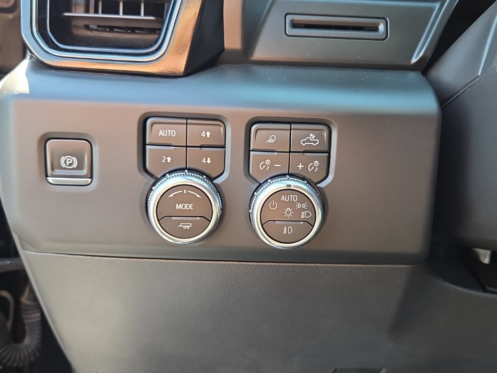 Used 2026 GMC Sierra 1500 AT4 AWD/4WD image 29