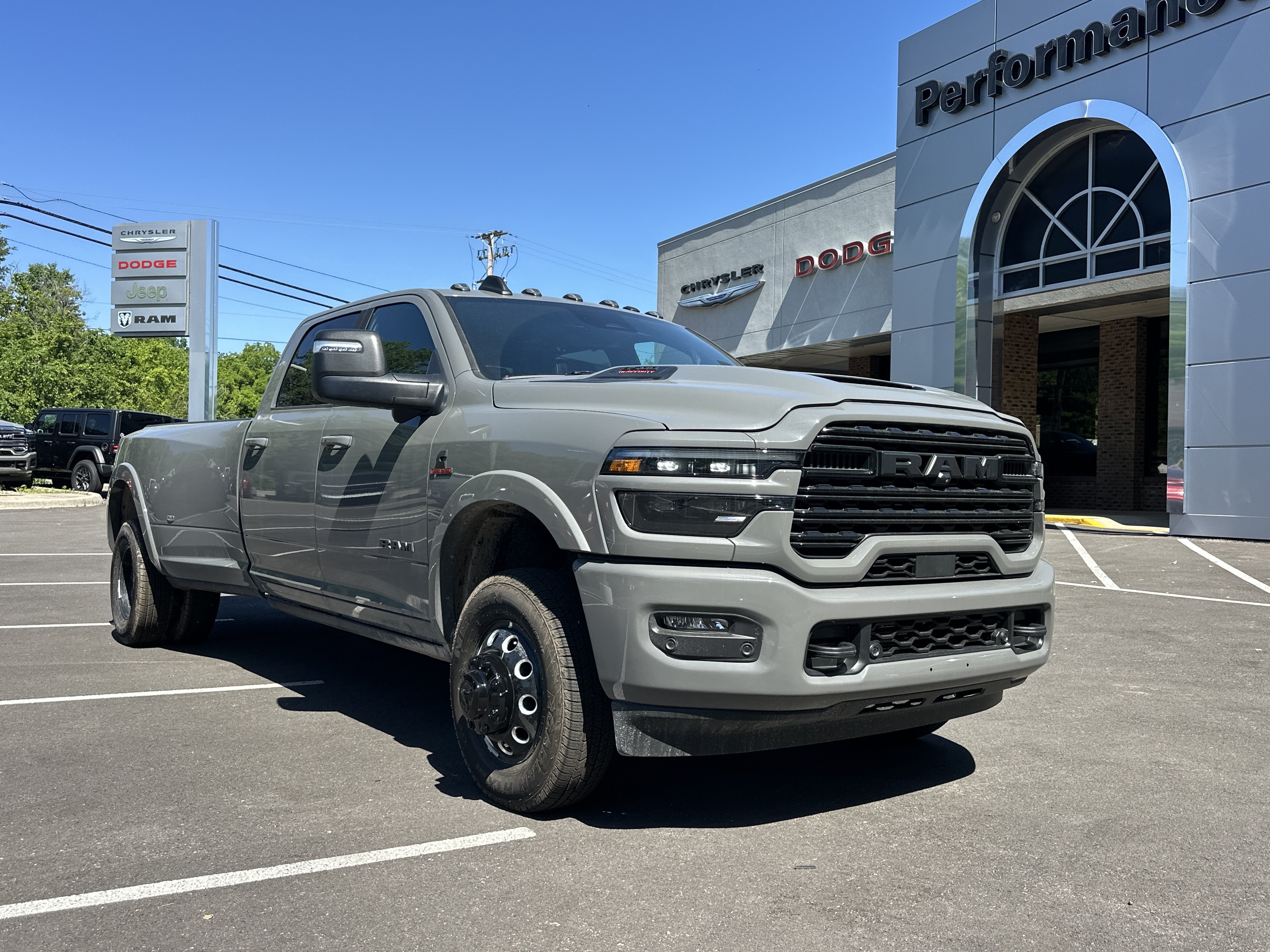 New 2026 RAM 3500 Limited AWD/4WD image 25