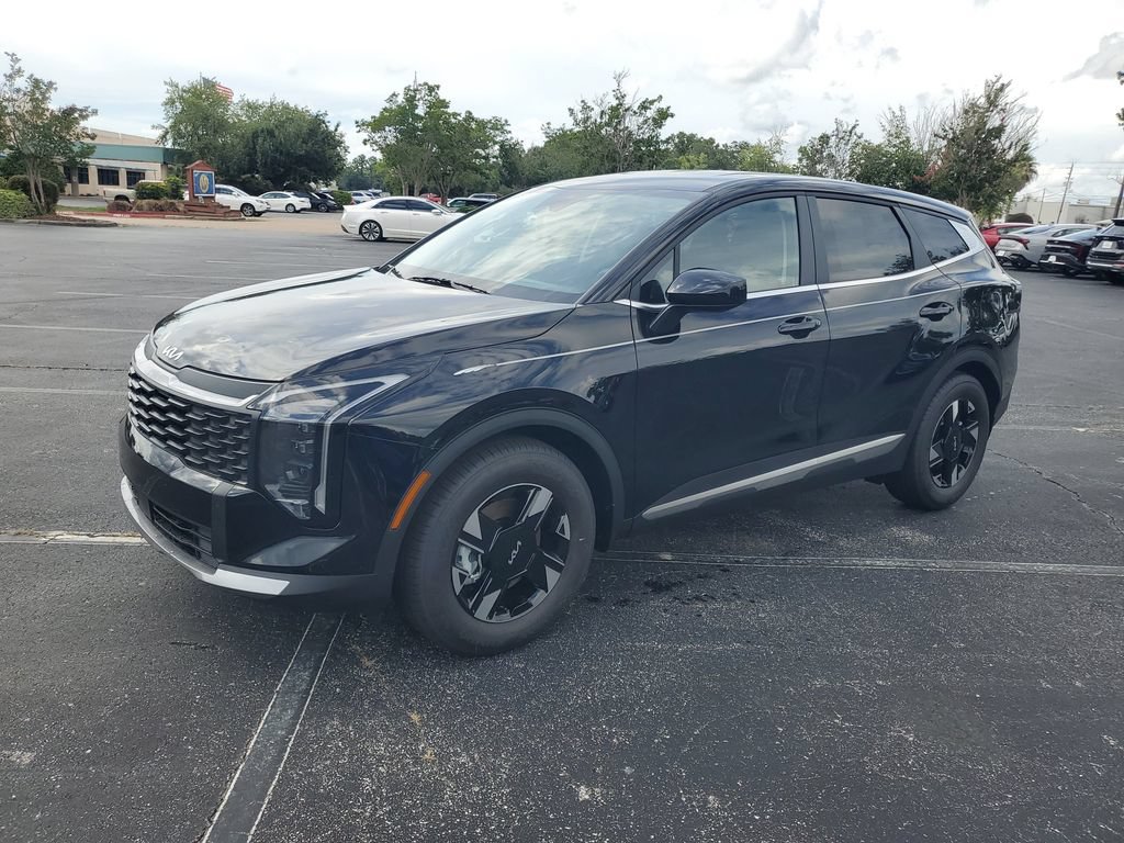 New 2026 Kia Sportage LX FWD image 2