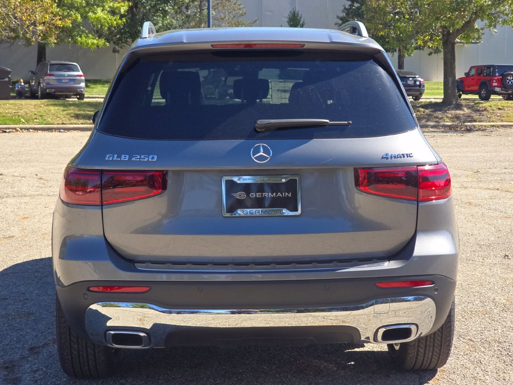 New 2026 Mercedes-Benz GLB 250 4MATIC image 15