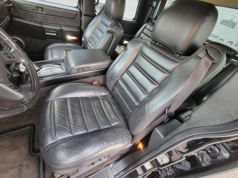 Used 2005 HUMMER H2 SUT w/ Preferred Equipment Group AWD/4WD image 44