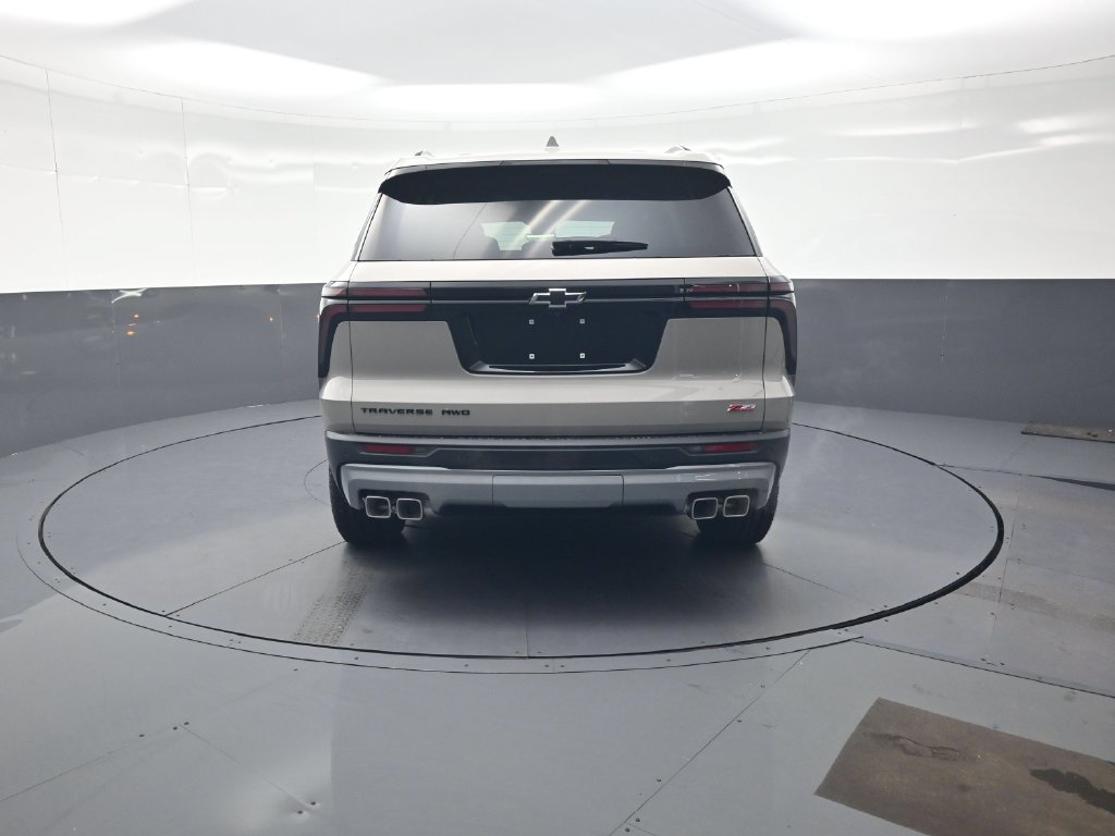 New 2027 Chevrolet Traverse Z71 w/ Enhanced Driving Package AWD/4WD image 4