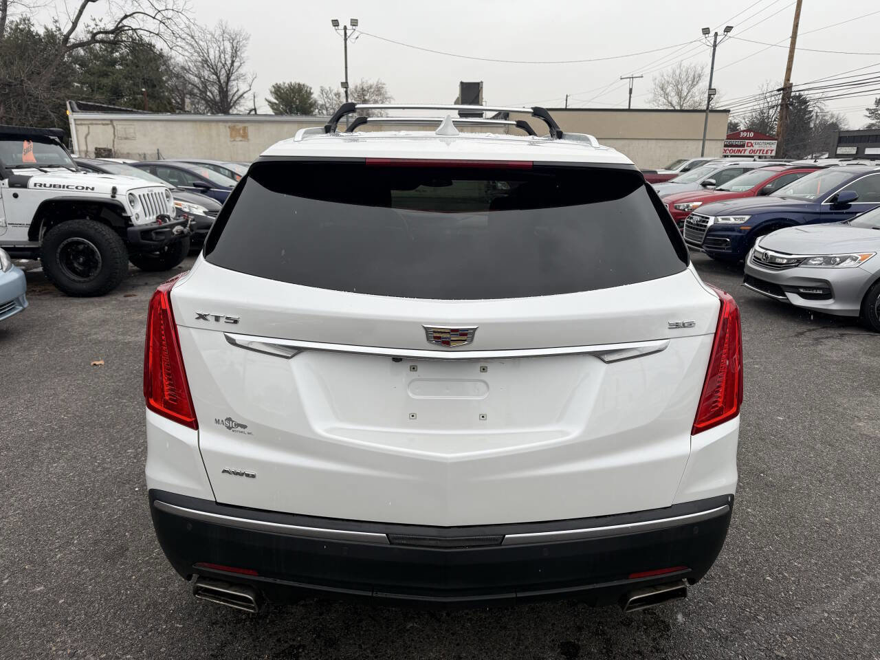 Used 2019 Cadillac XT5 Luxury AWD/4WD image 4